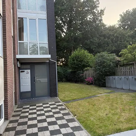 Wilhelmines Hafenliebe Am Park Mit Balkon, Netflix, & Privatparkplatz Apartamento Wilhelmshaven