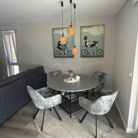 Wilhelmines Hafenliebe Am Park Mit Balkon, Netflix, & Privatparkplatz Appartamento Wilhelmshaven